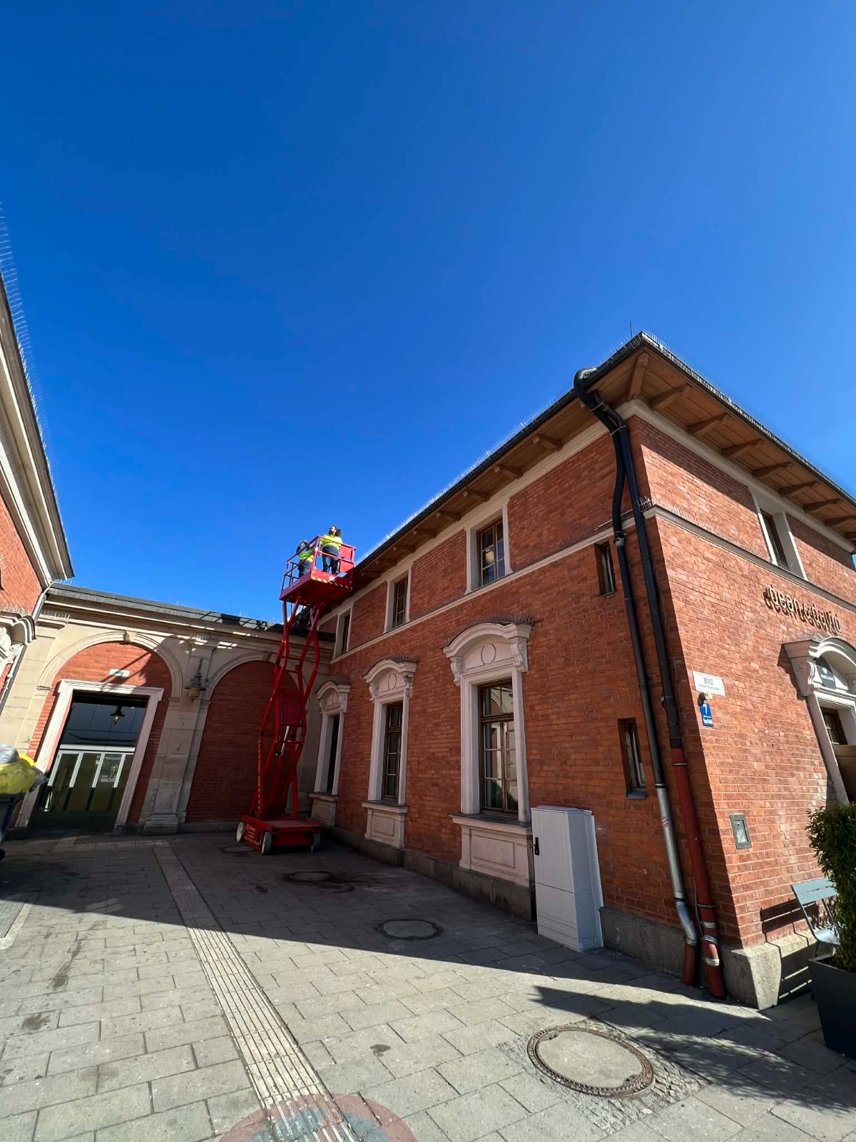 Holzschutzuntersuchung am Bahnhof München-Pasing